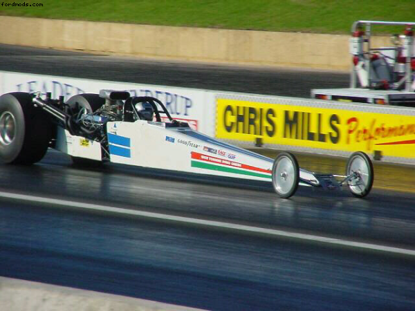 The dragster on a pass at Kwinana