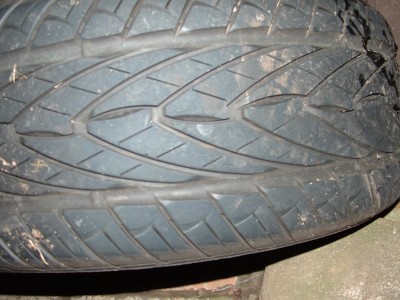 Tread.JPG