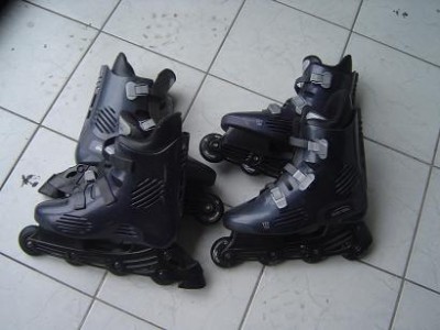 rollerblades1.JPG