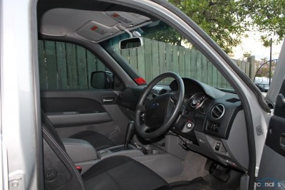 Interior 1.jpg