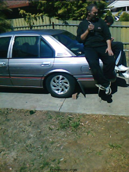 my old man wat a bogan lol