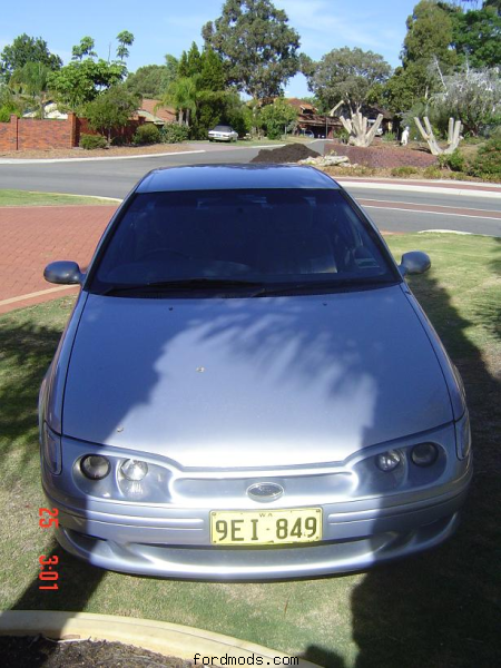 EL XR front onto EF Futura