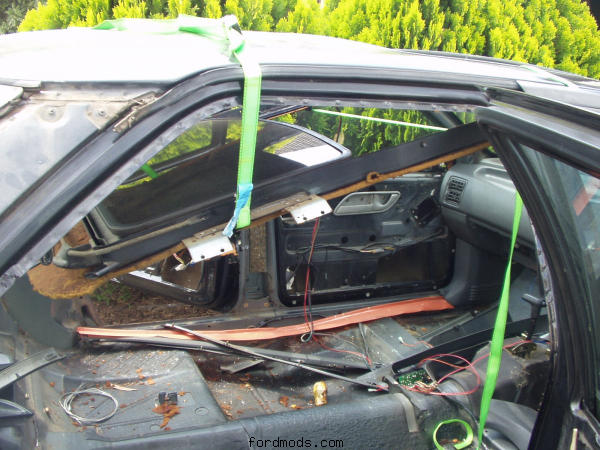 Removal of the sunroof from the Donor EB.