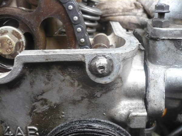 Bloody bolt ! Fix = Replace the engine