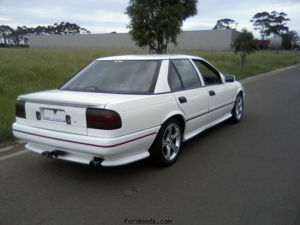 Ford EA_back