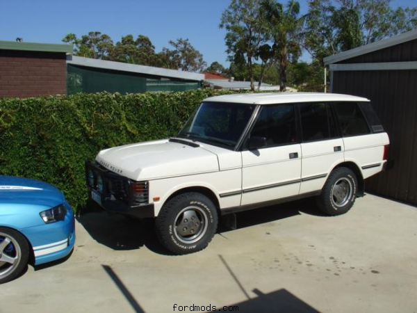 The Rangie that's receiving a proper engine and trans. 