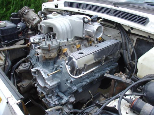 351w and 4R70w trans in Rangie.