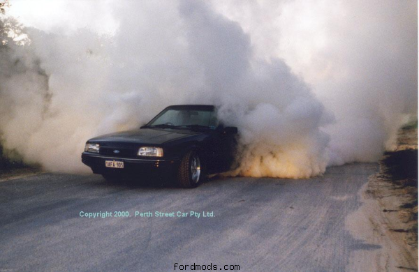 XR9UTE burnout