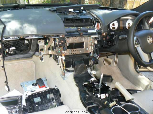 VE CalaisV Interior Apart