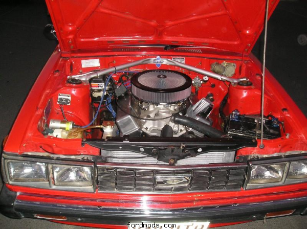 V8 CORONA
