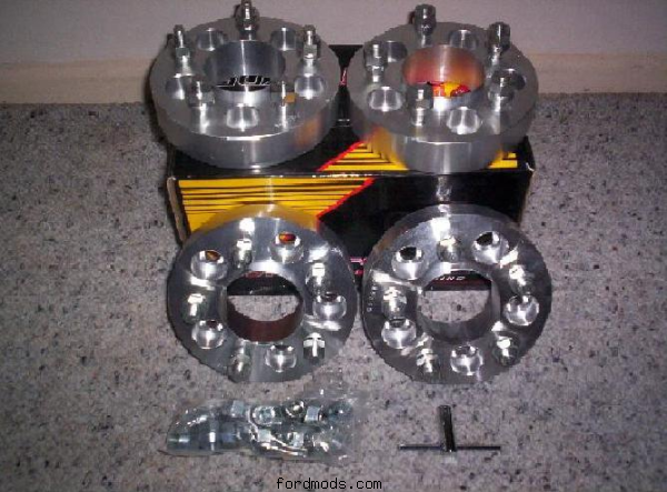 New Hub adaptors and wheel nuts