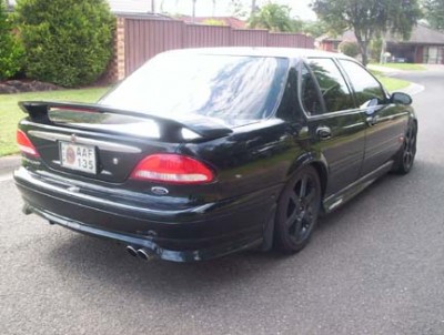 EF_XB_AU_BA- Black 17in Wheels 004.jpg