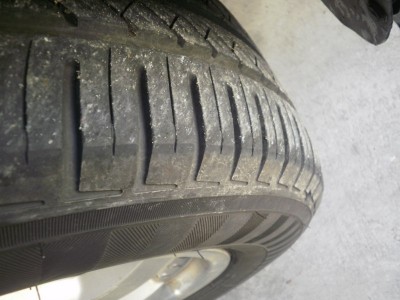 Driver Tyre scuff mark 4 [800x600].jpg